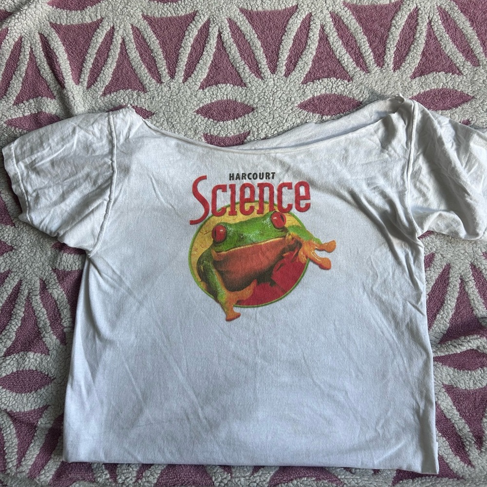 Off the shoulder Harcourt Science White Graphic T-Shirt
